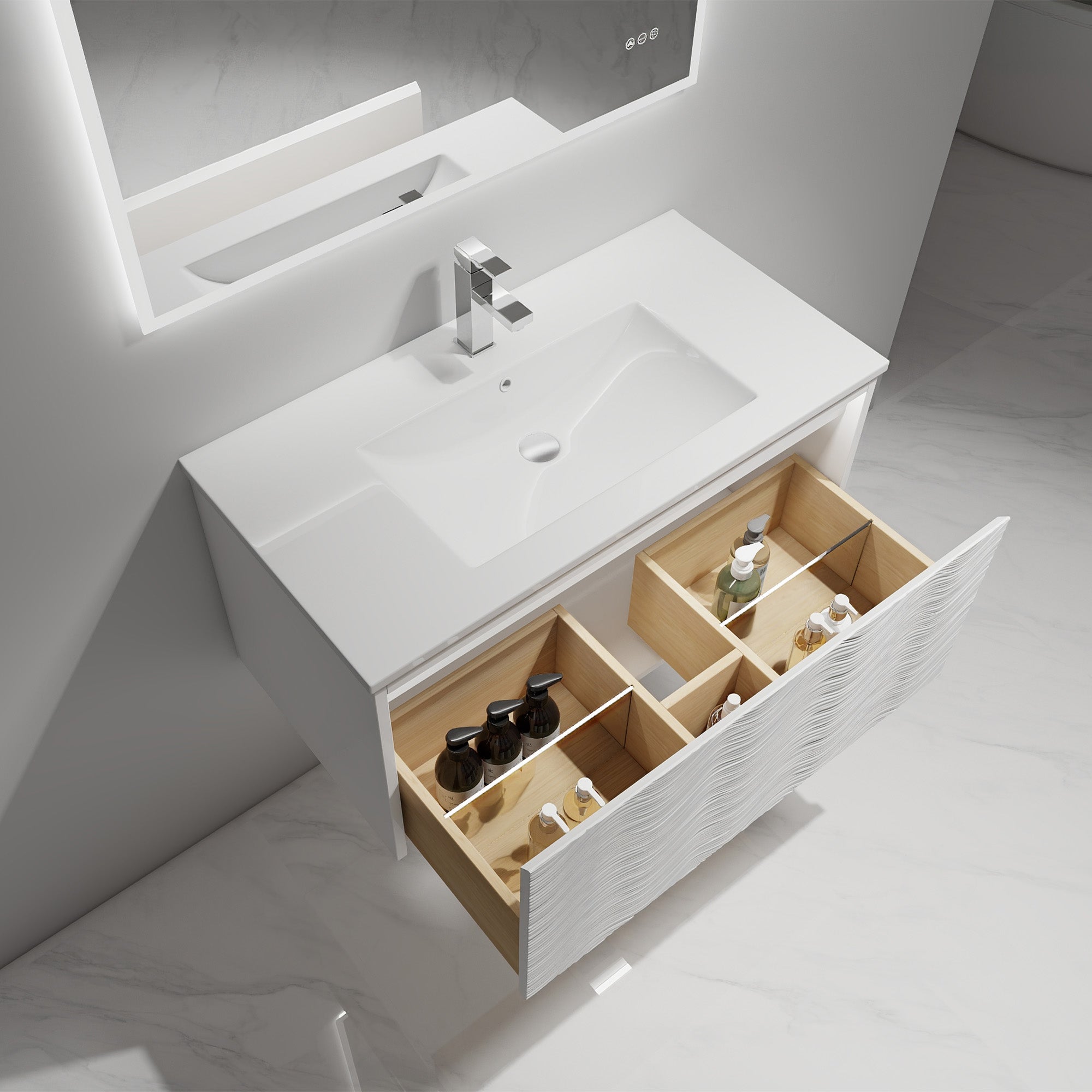 Voyage 042 Vanity